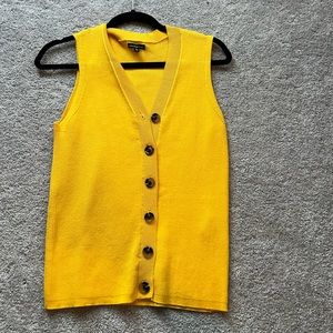 Yellow, button down tank